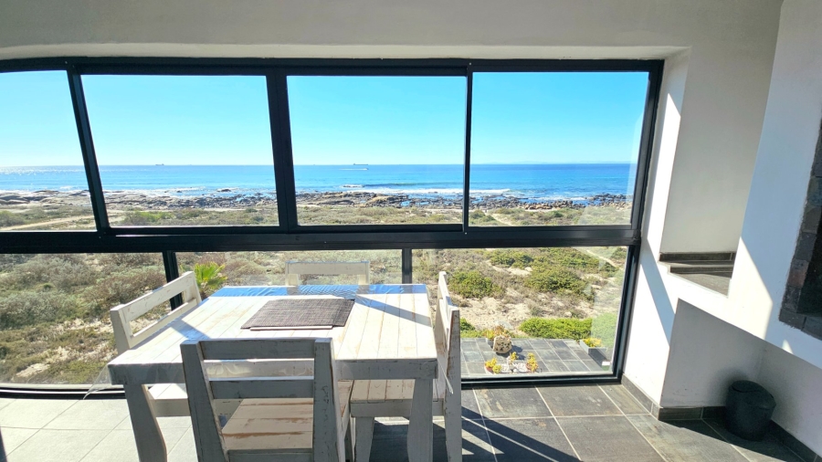 5 Bedroom Property for Sale in Sandy Point Beach Estate Western Cape